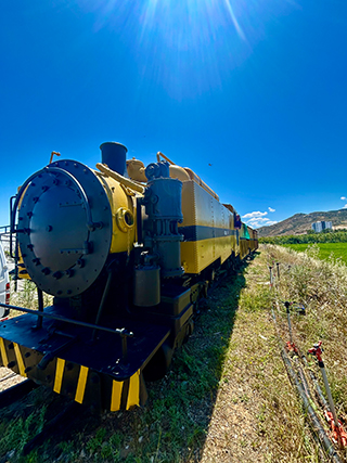 Lefke Mining Photo Gallery – yellow mining trains