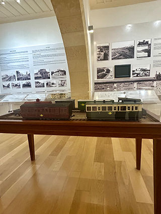 Historic railway wagon at Evrychou